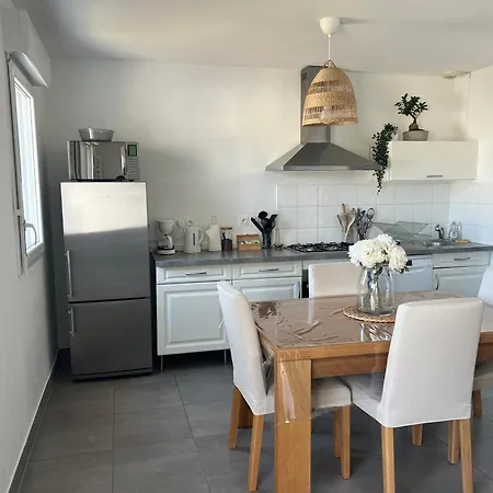 Apartment T3 Capacite 6 Couchages 10min De La