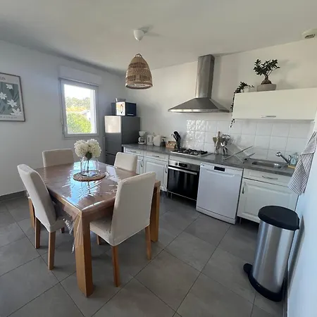 Apartment T3 Capacite 6 Couchages 10min De La