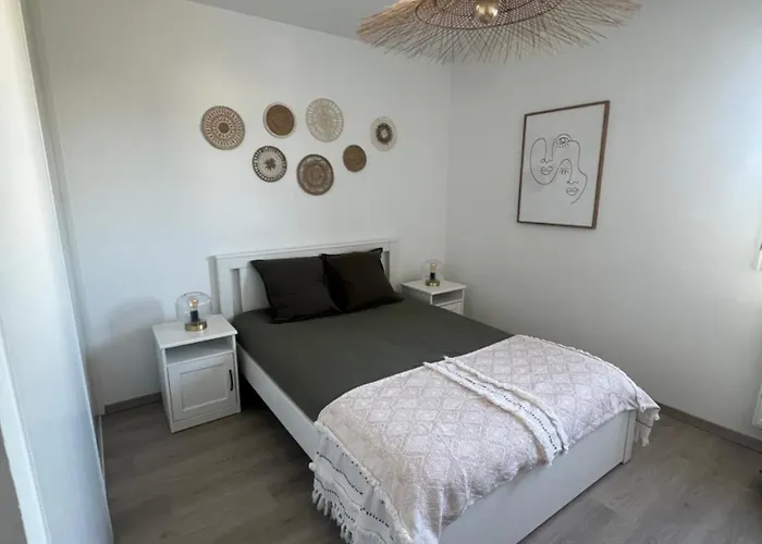 公寓 T3 Familial 9 Min De La - Terrasse Et Parking Gratuit